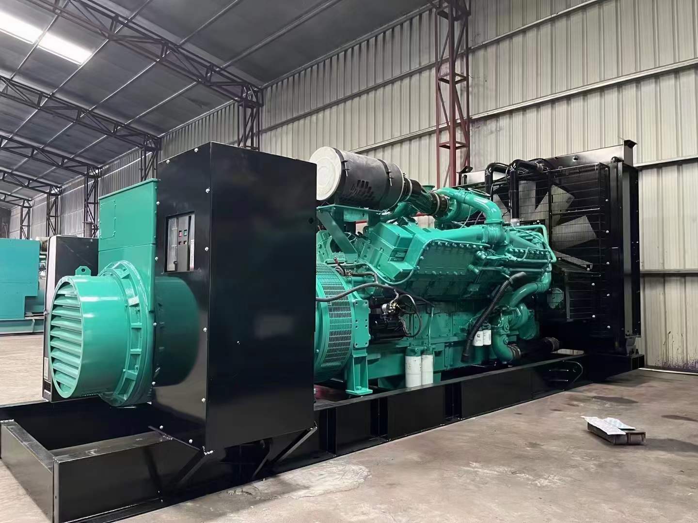 深州如何降低 800kW 柴油发电机输出电流的波动？