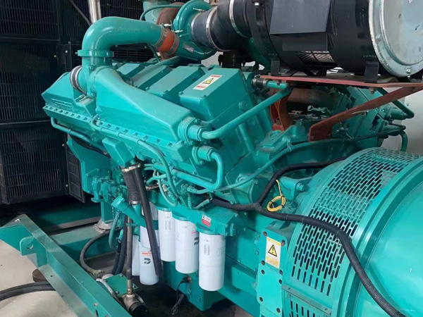 深州更换100kW柴油发电机组机油时，需要注意哪些事项？